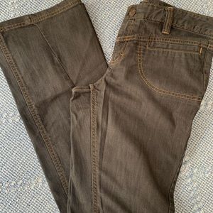 Prana size 6 dark wash jeans